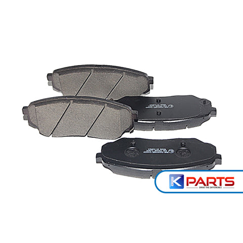 KIA SORENTO 15 FRONT BRAKE PAD SET 58101C5A00