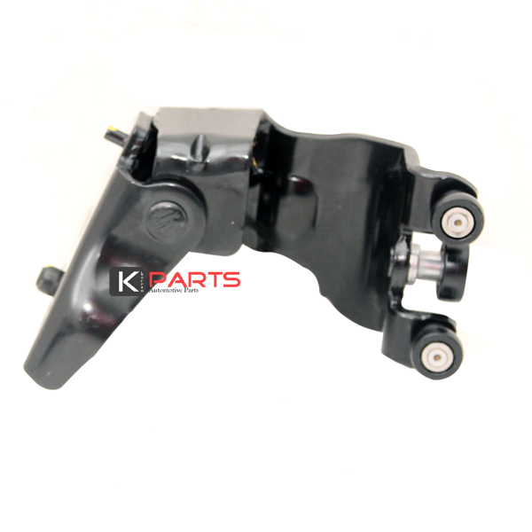 HYUNDAI H-1 07 G4KG 2400CC	REAR DOOR CENTER ROLLER ARM ASSY 839304H000 / 839404H000